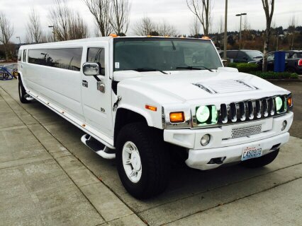 Prom Limos in Seattle