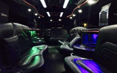 Luxury Wedding limo in Seattle
